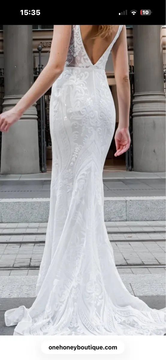 Wedding dress - Image 2