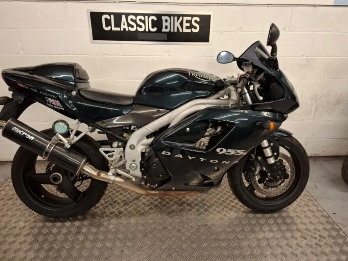 2002 Triumph Daytona 955i centennial edition - Image 1