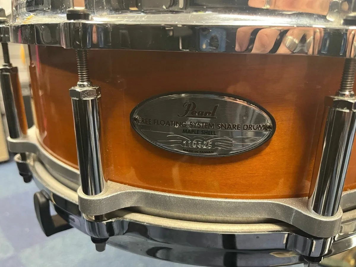 Pearl 14” Floating Snare - Image 1