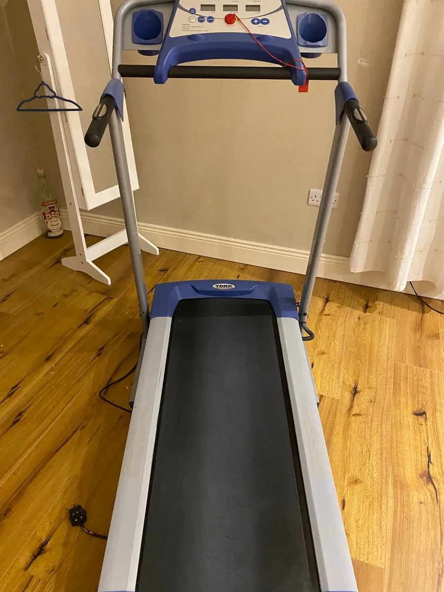 Treadmill - Image 2