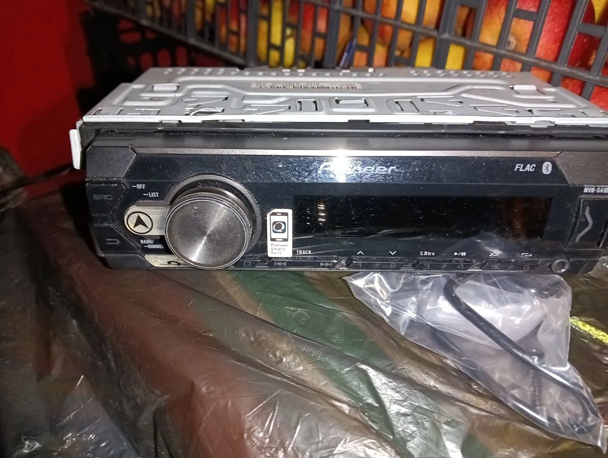 Car radios - Image 4