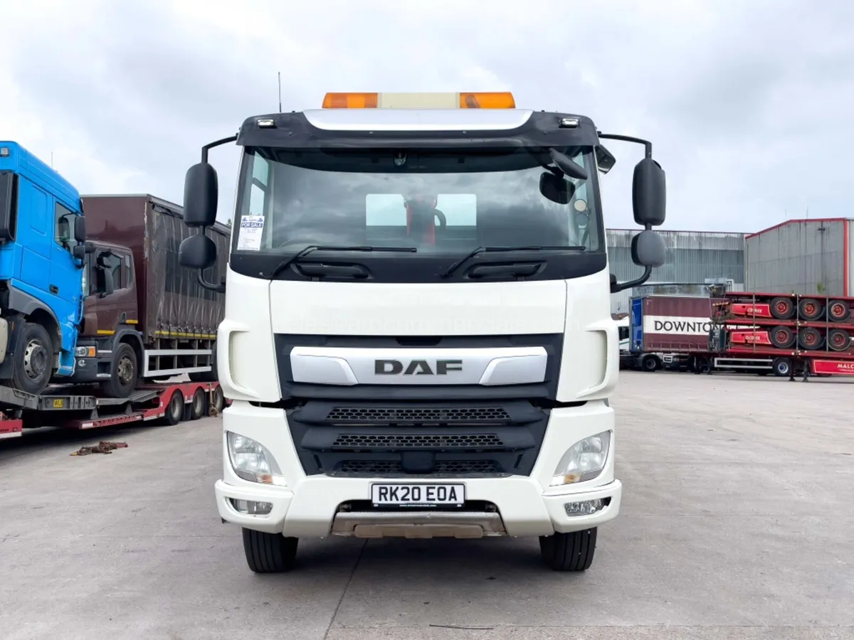 2020 (20) DAF CF 450 8X4 32T TIPPER GRAB - Image 2