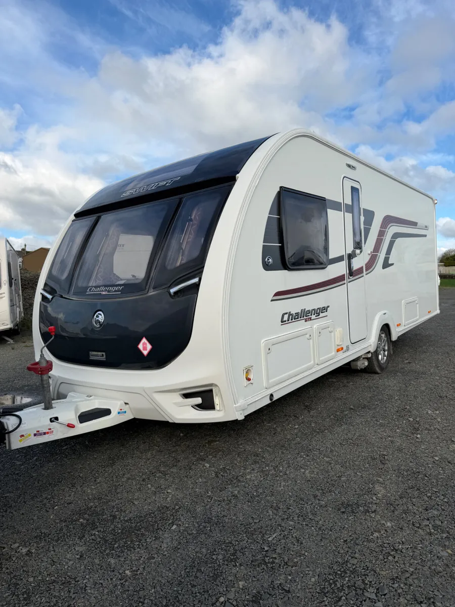 ✨ Swift Challenger GTS 580 island bed caravan ✨ - Image 1