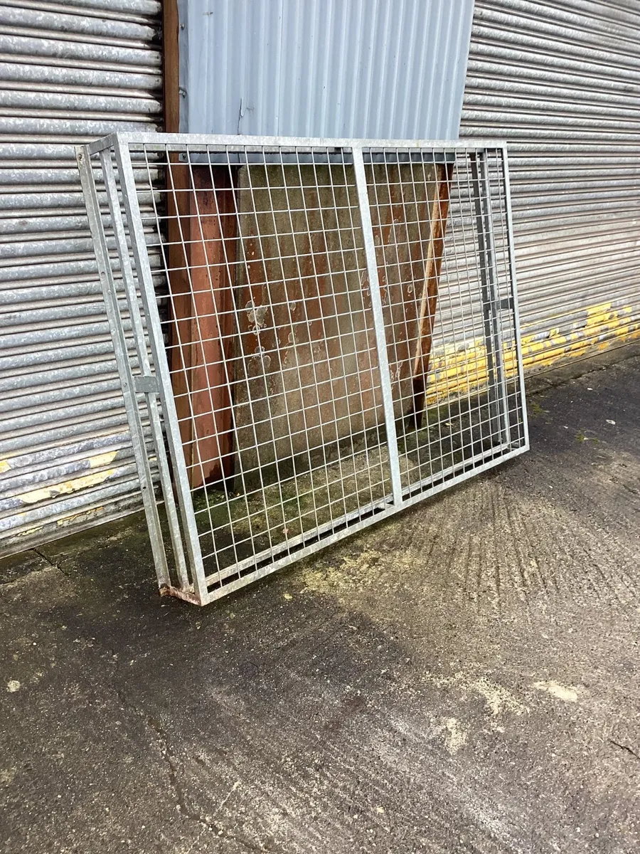 Galvanised window guard - Image 1