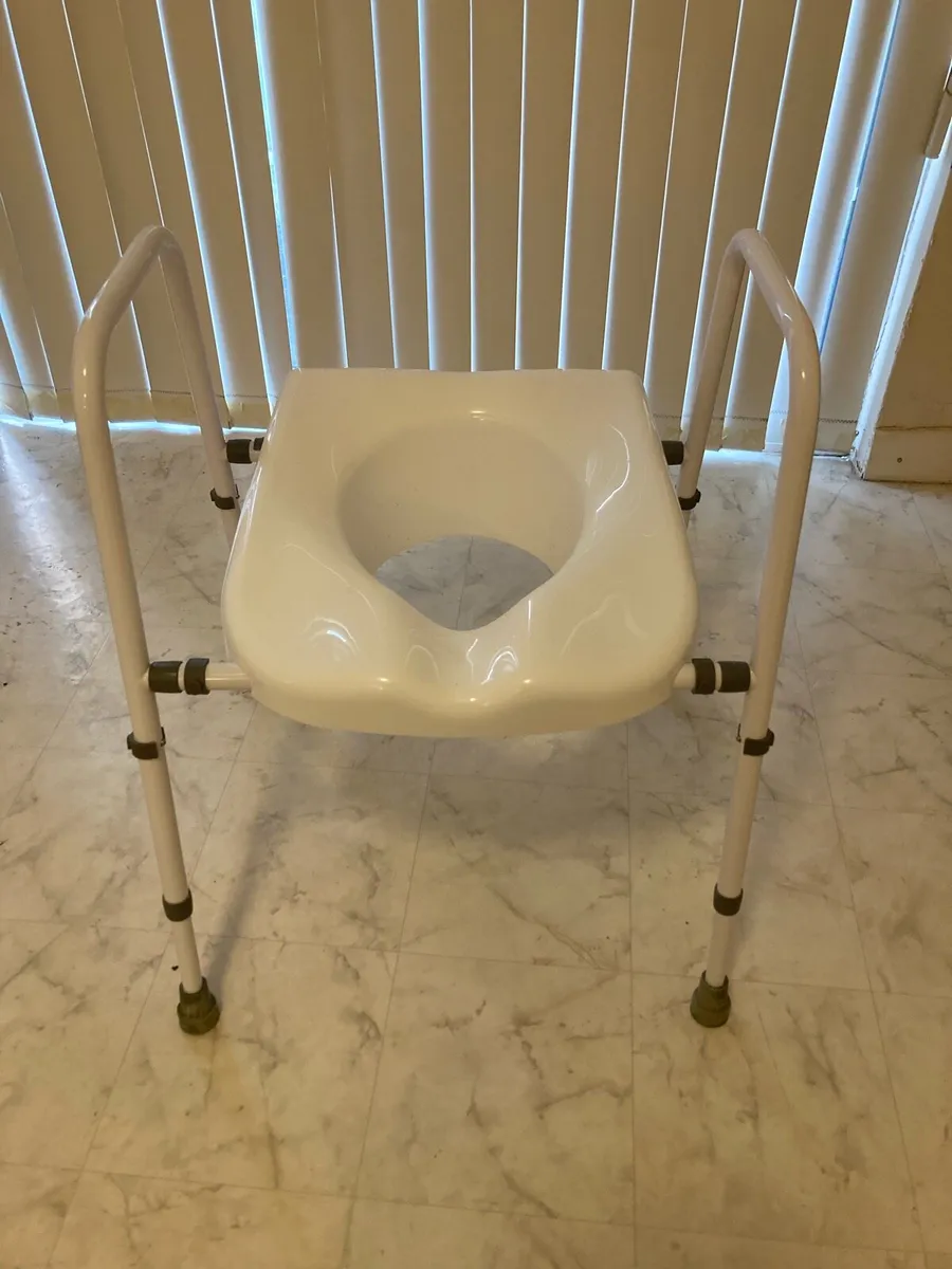 Walking Aids, Raised Toilet seat, Shower Seat, - Image 3