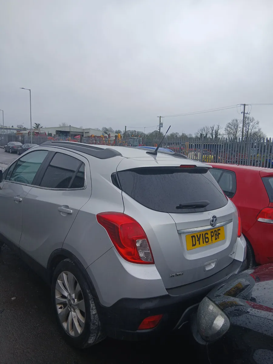 2016 Vauxhall Mokka 1.6CDTI BREAKING - Image 2