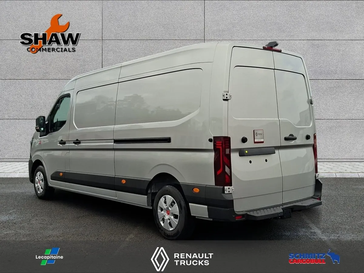 2026 Renault Master AUTO - Image 3