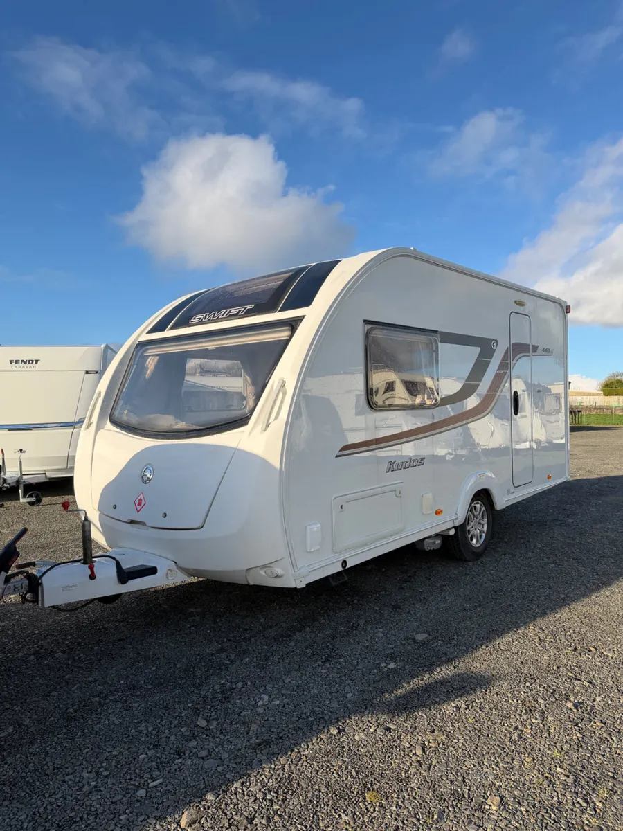 ✨ 2017 Swift Kudos 450-2 2 berth caravan ✨ - Image 1