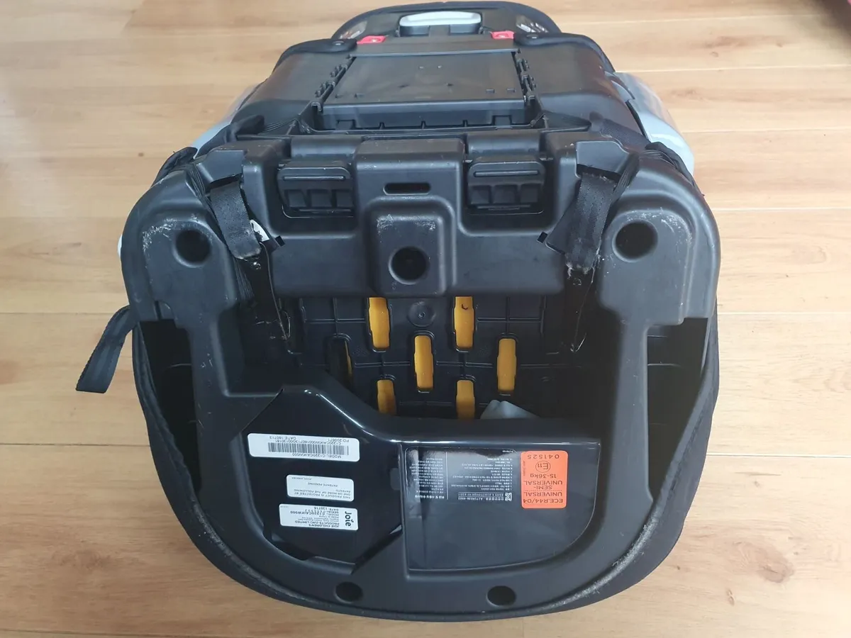 Child Car Seat - Image 2