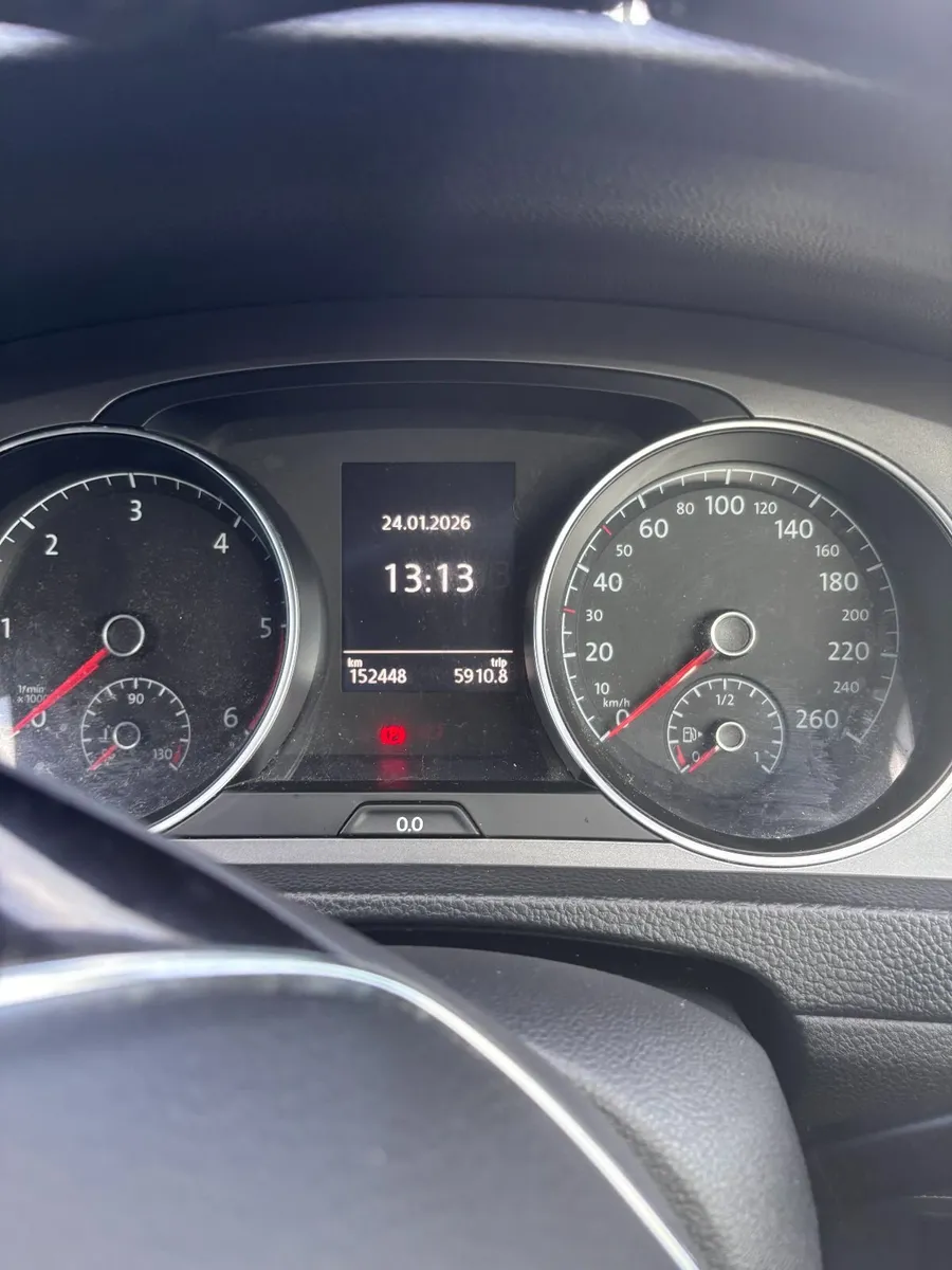 Volkswagen Golf 2016 - Image 2