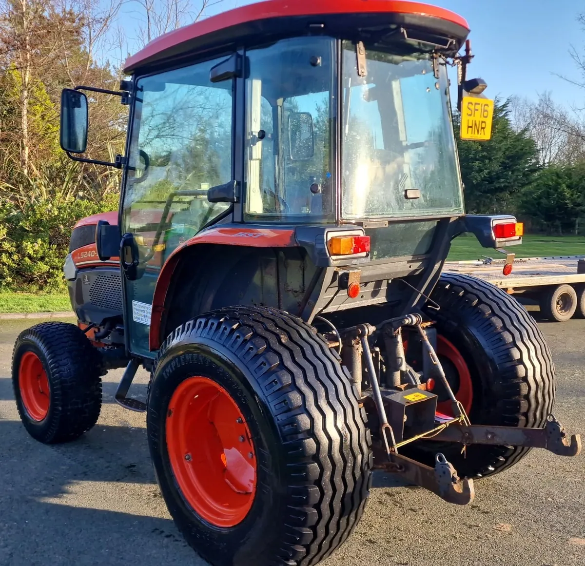 Kubota L5240-II 54hp Compact Tractor - Image 3