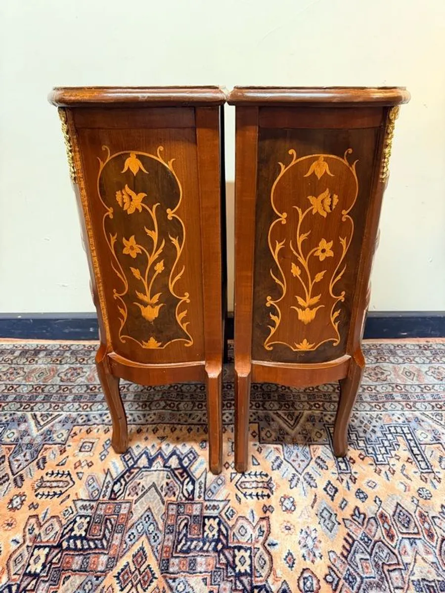 Nice Pair of Marquetry Inlay Bedside Lockers / Nightstands - Image 4