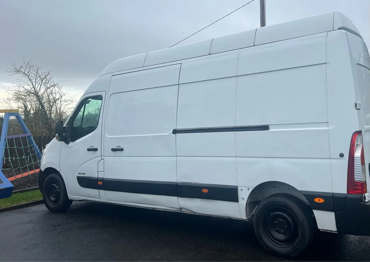 Renault Master Van - Image 4