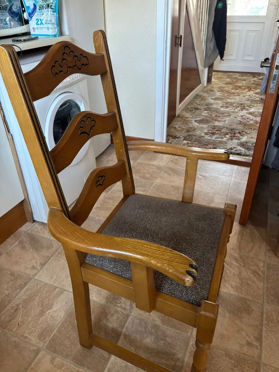 Kitchen table - Image 3