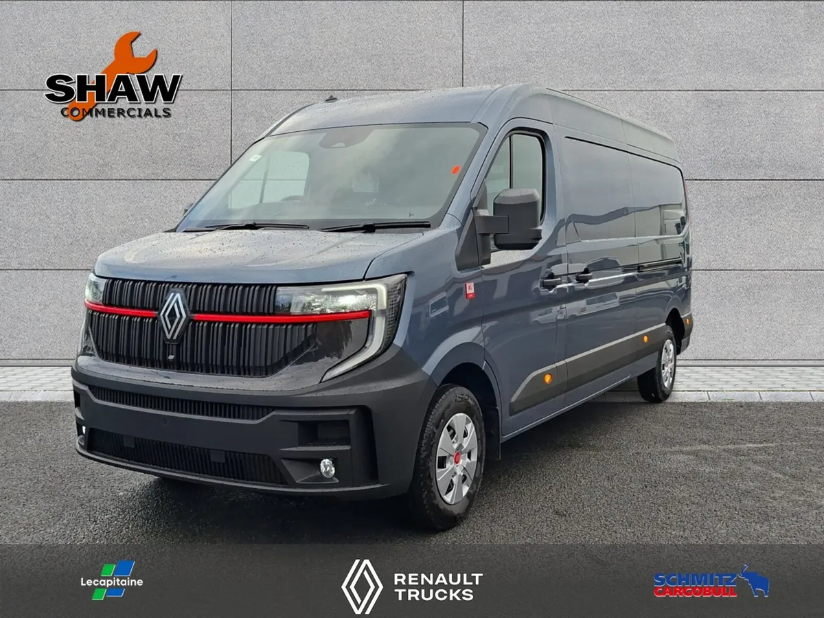 2026 New Renault Master - Image 1