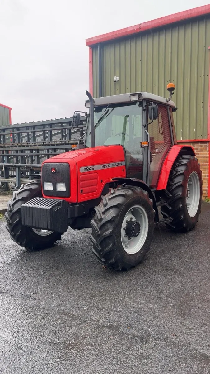 Massey Ferguson 4255 - Image 1