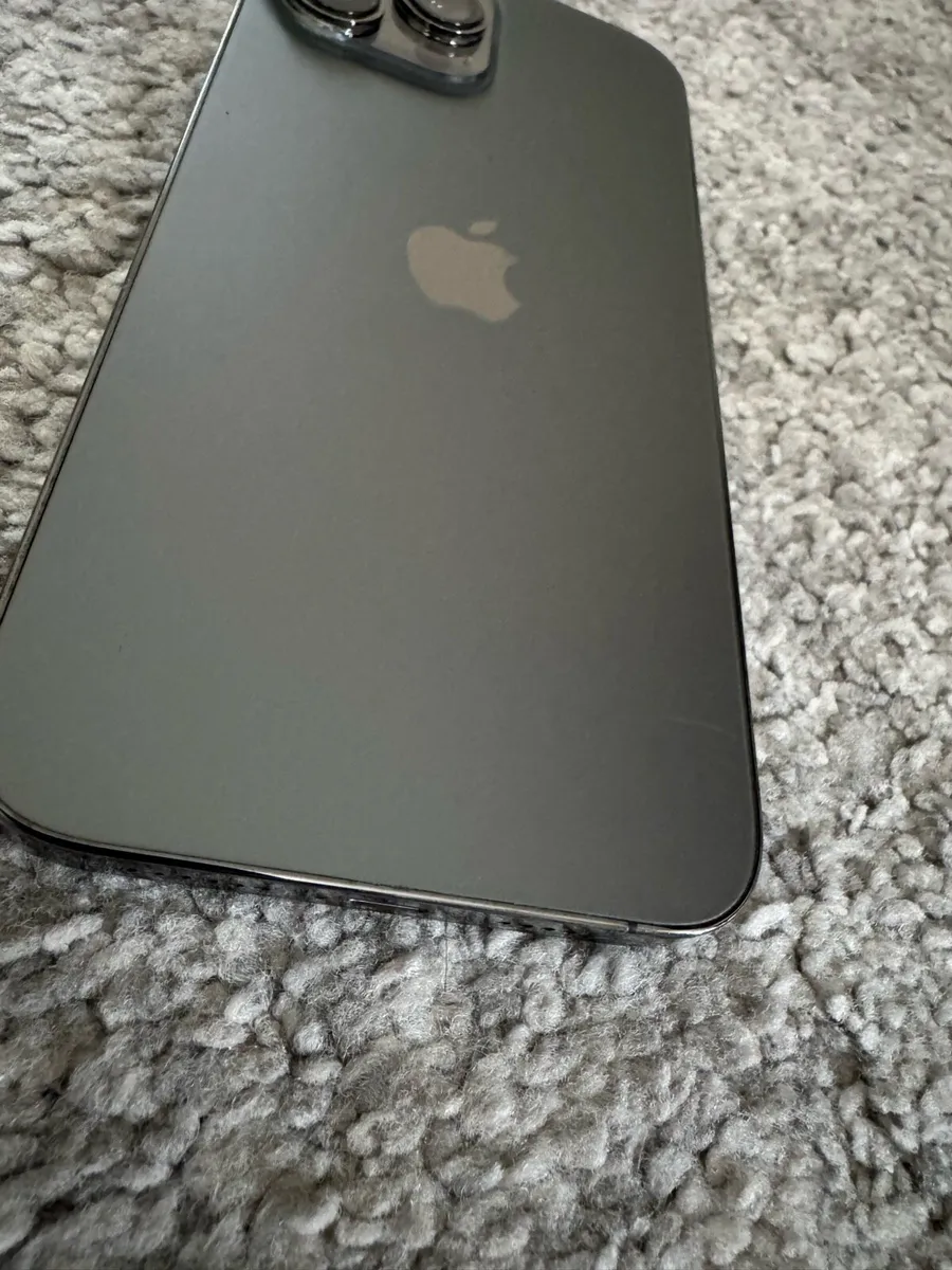 iPhone 13 Pro Max - Image 2