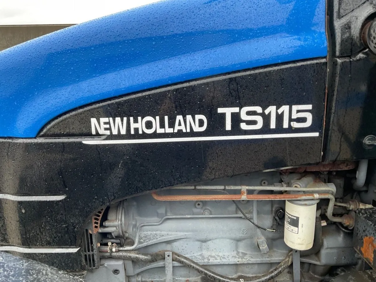 NEW HOLLAND TS115 4WD TRACTOR - Image 3