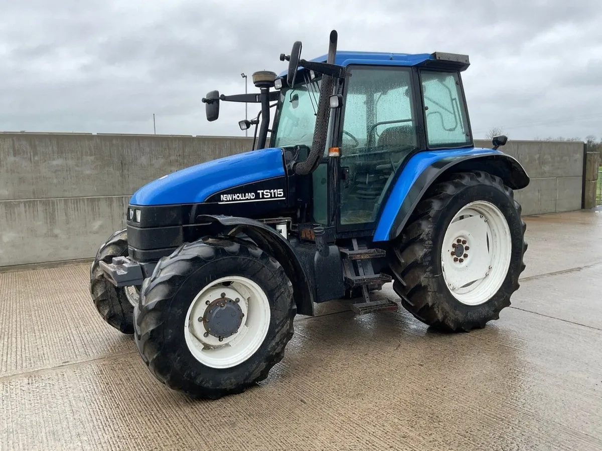 NEW HOLLAND TS115 4WD TRACTOR - Image 1