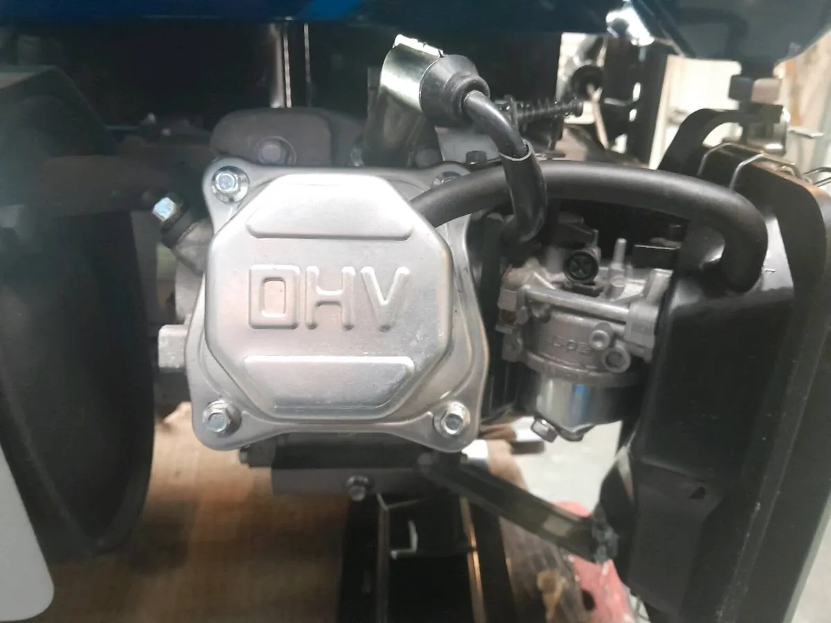 Hyundai 3000 watt generator - Image 4