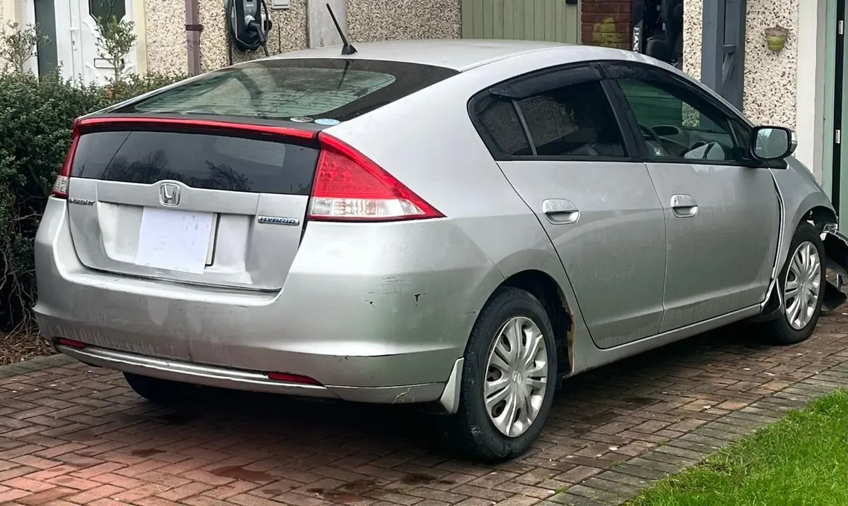 Honda Insight 2010 breaking only - Image 1