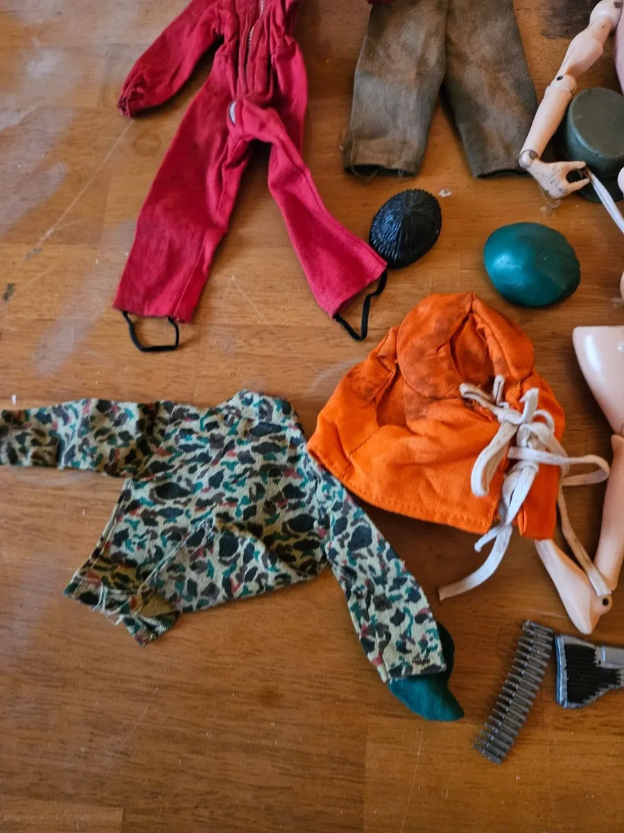Vintage Action Man 1970's with Accessories - Image 4