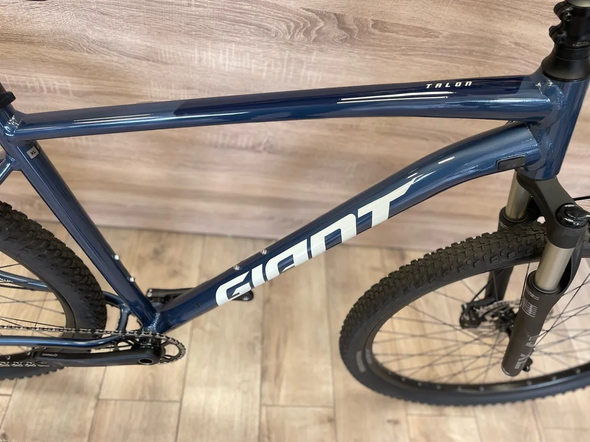 Giant talon 0 (Brand new) - Image 3