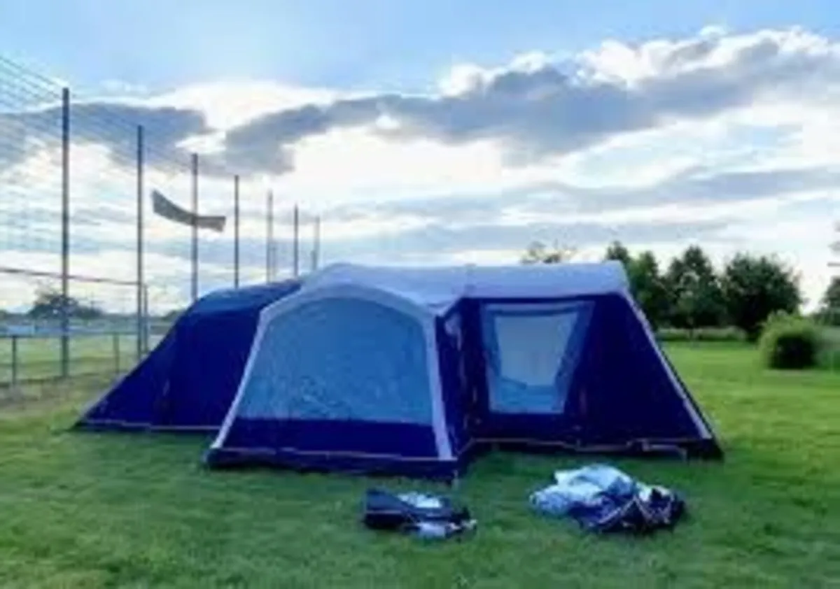 Outwell Mountain Lake 5 Air Tent (As New) - Image 1