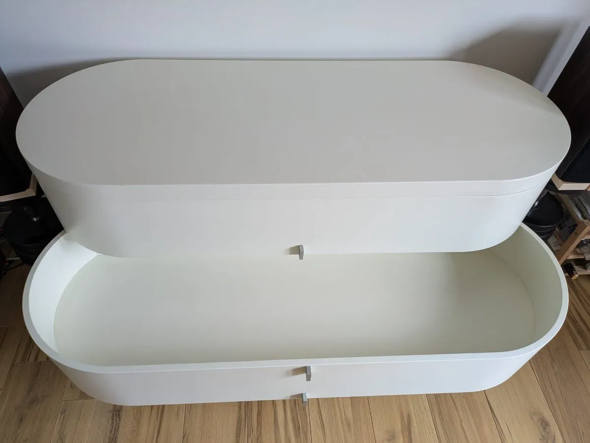 Designer Chest of Drawers - Image 4