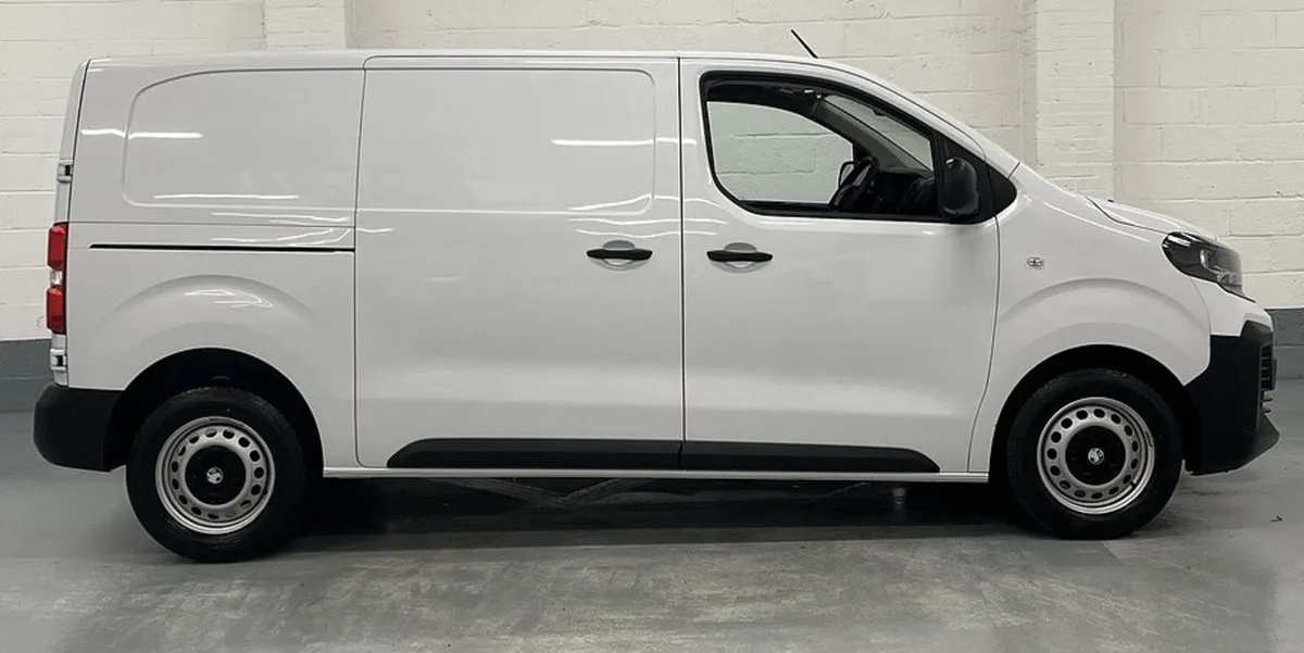 2024 Vauxhall Vivaro Panel Van - Image 4
