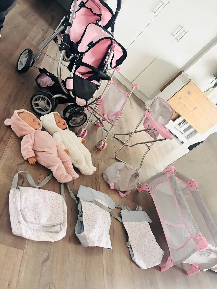 Baby Doll Bundle -Silvercross pram + accessories - Image 1