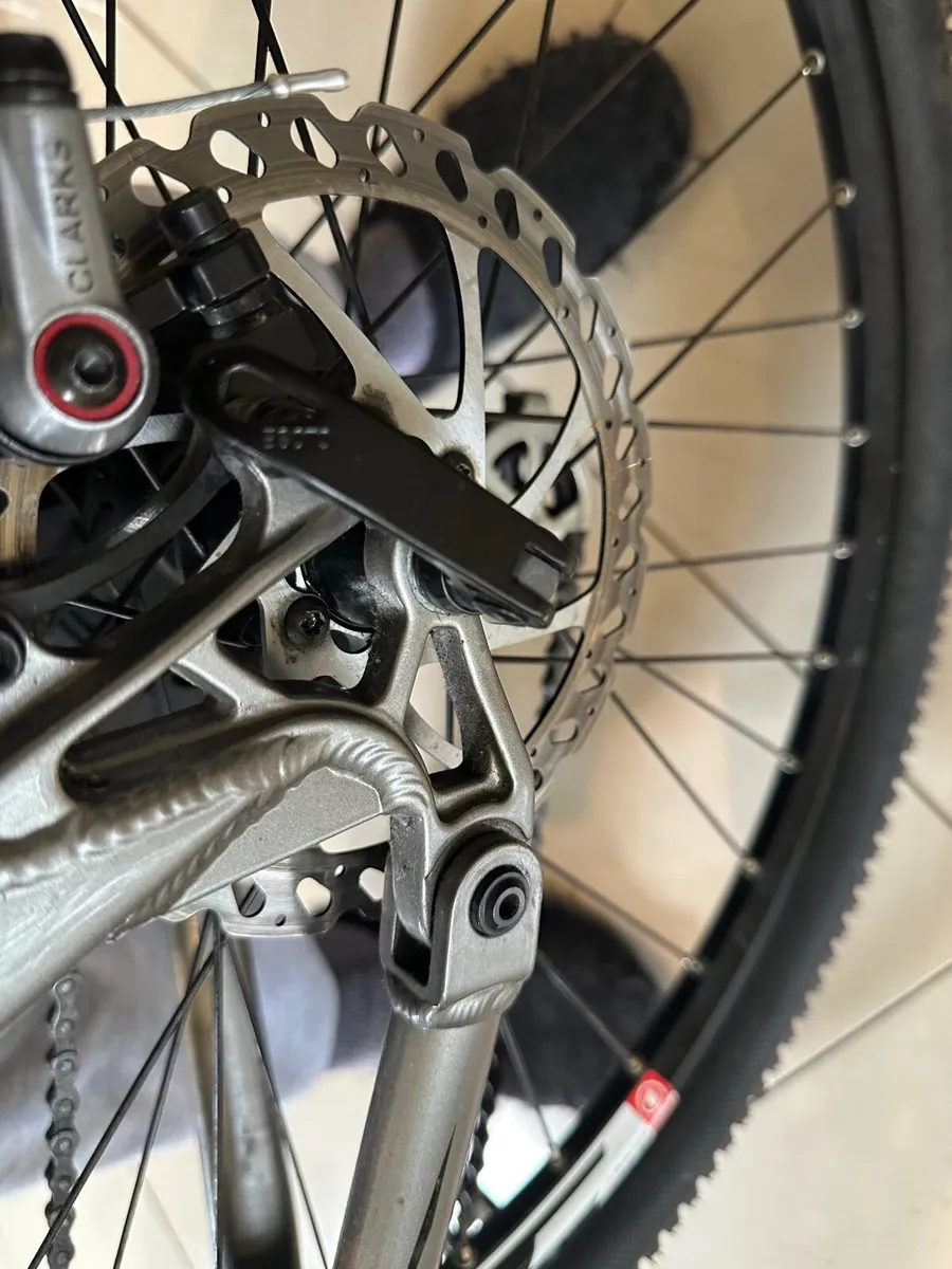 Full suspension mountain bike - Image 4