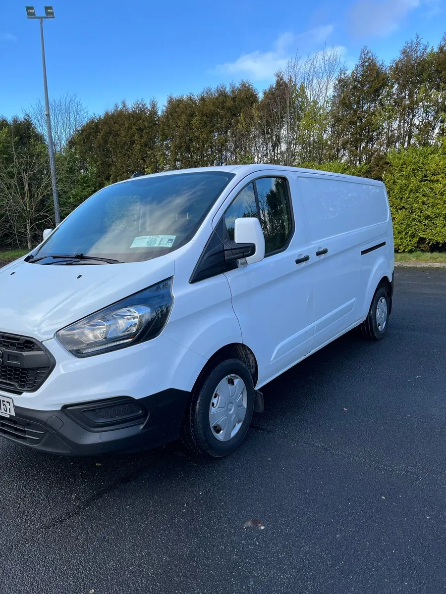 202 Ford transit custom - Image 2