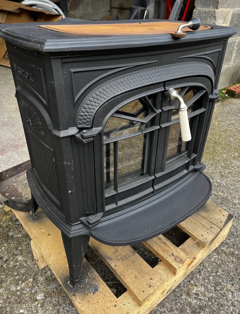 Vermont Castings Intrepid Wood Burning Stove
