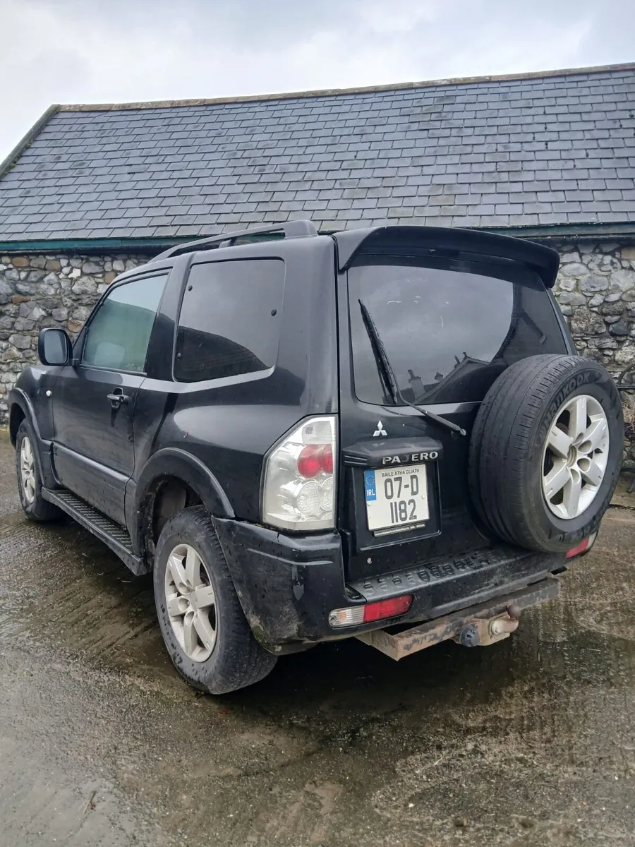 Mitsubishi pajero 3.2 - Image 3