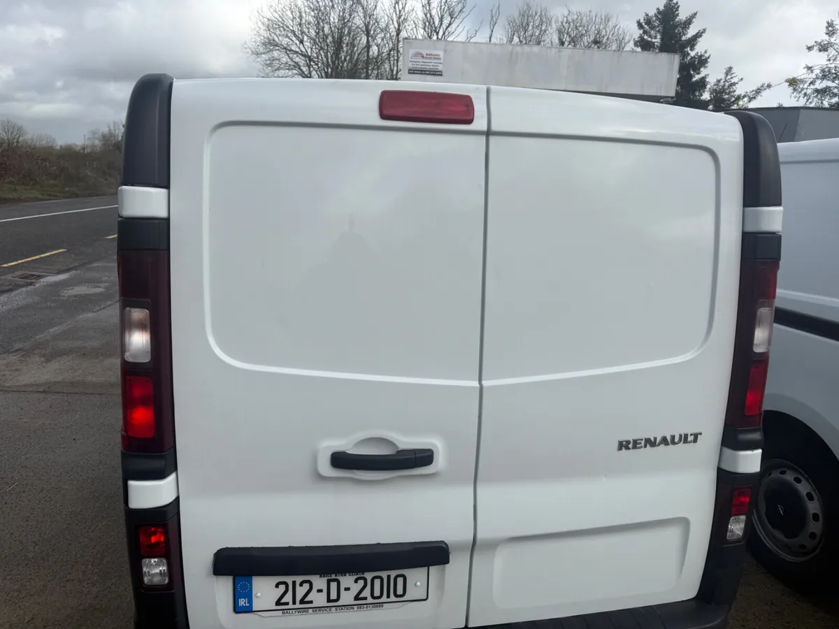Renault Trafic 2021 - Image 3
