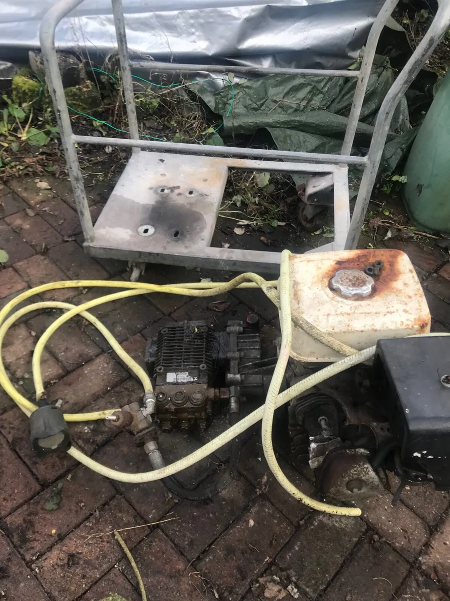 Power washer - Image 1