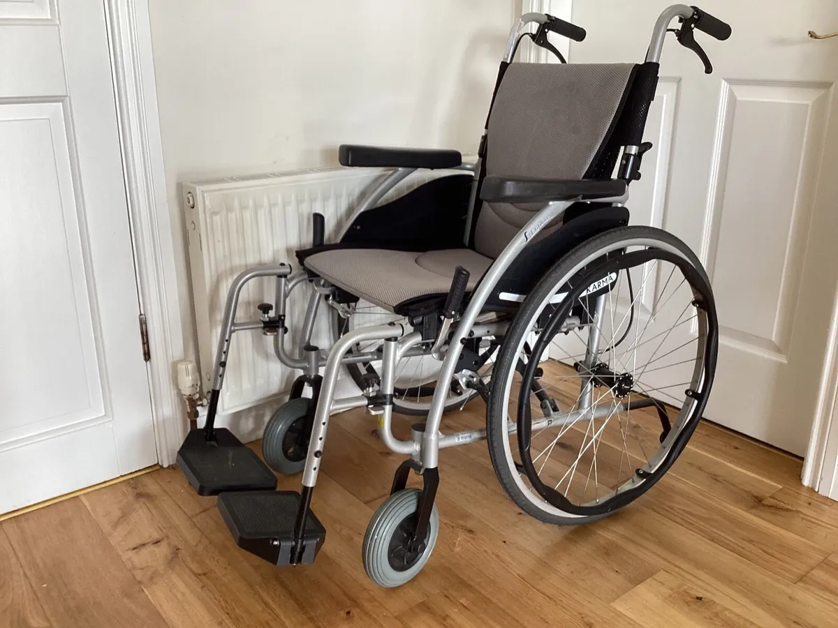 Wheelchair - Image 4