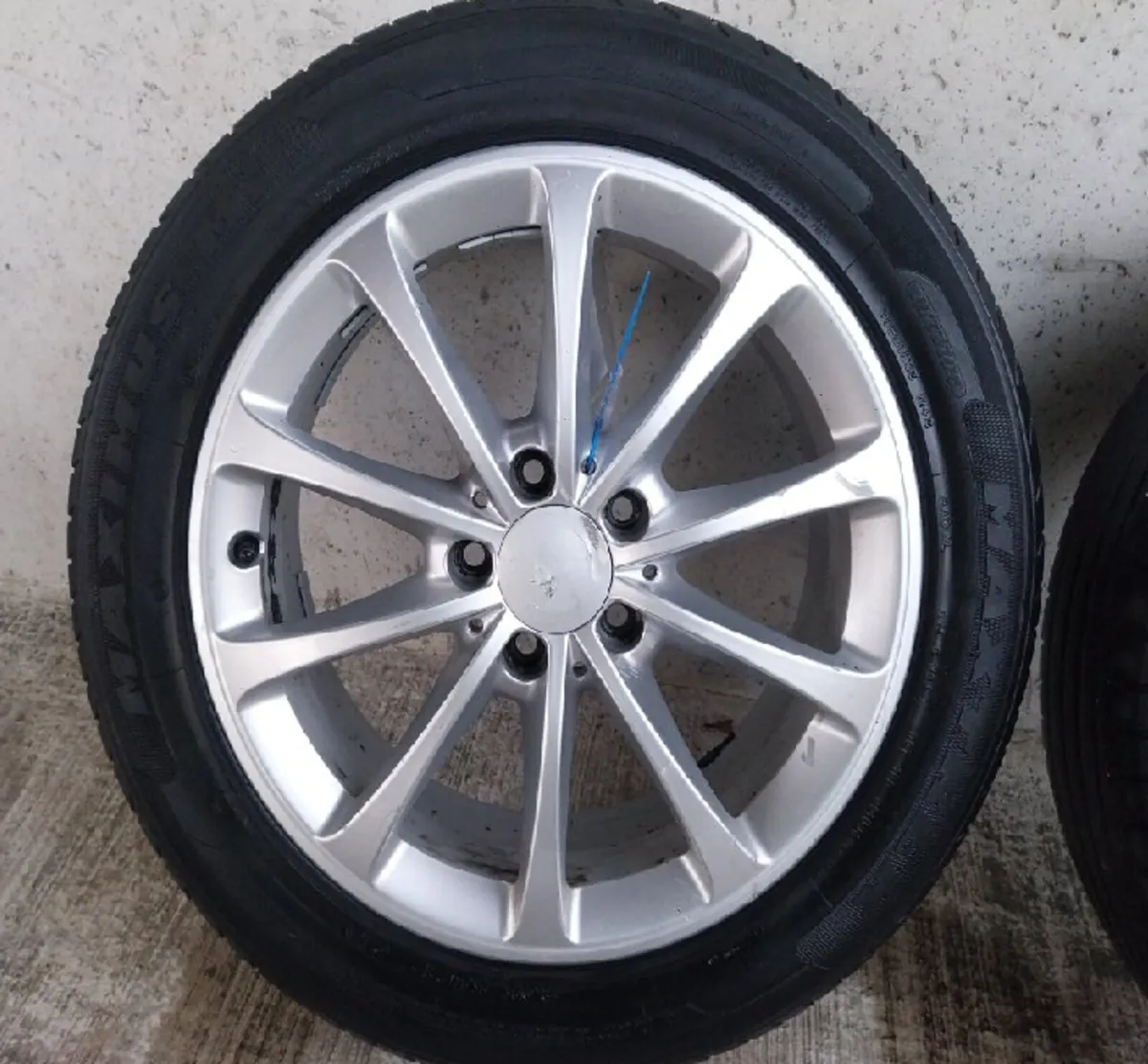 2013 Volkswagen Jetta 17" Alloy Wheel Set - Image 4