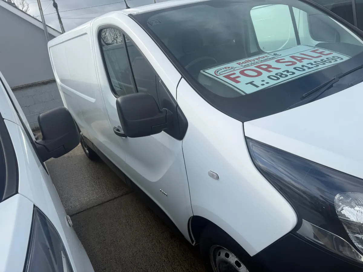 Opel Vivaro 2016 - Image 2