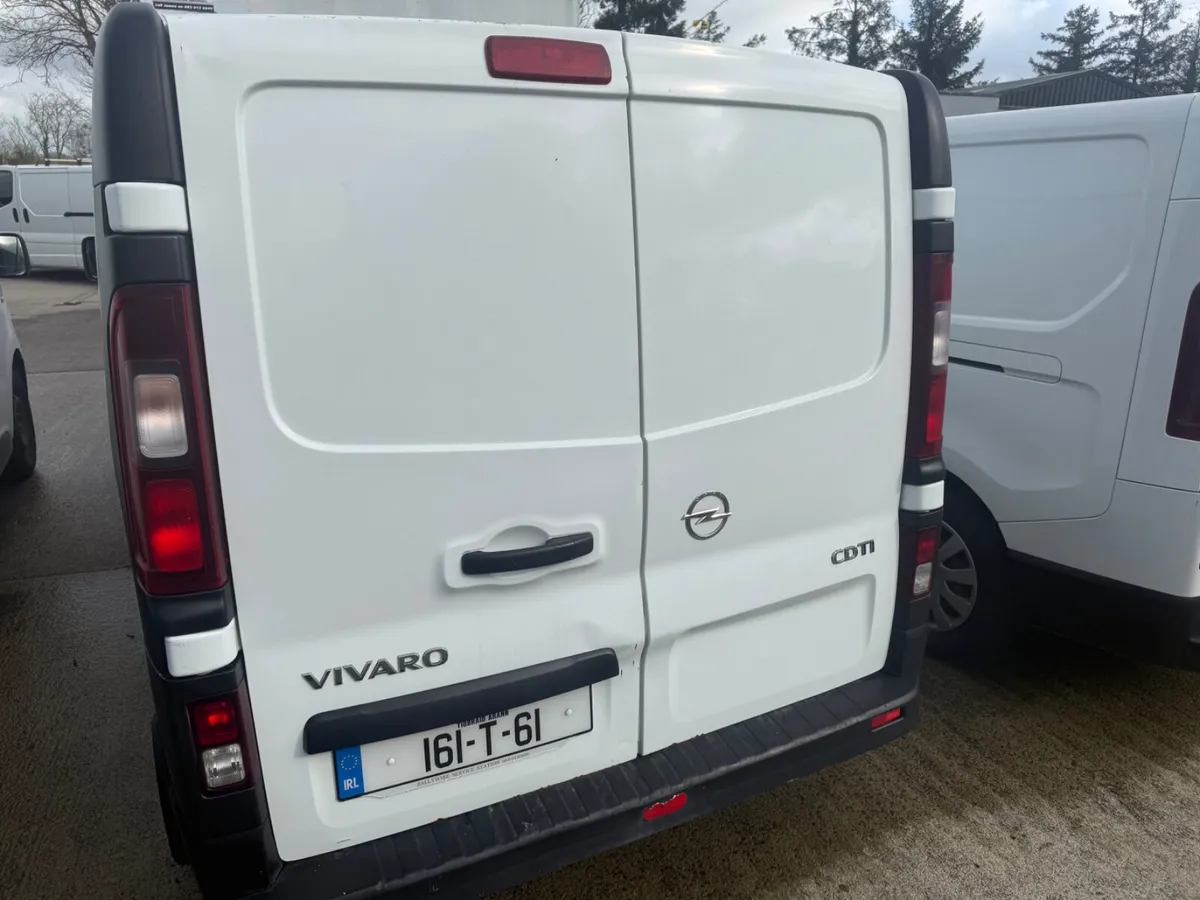 Opel Vivaro 2016 - Image 4