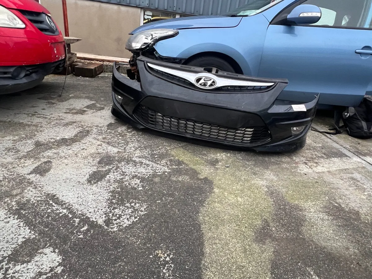 2 hyundai i30 - Image 2