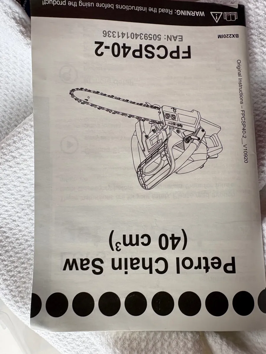 Petrol Chainsaw - Image 1