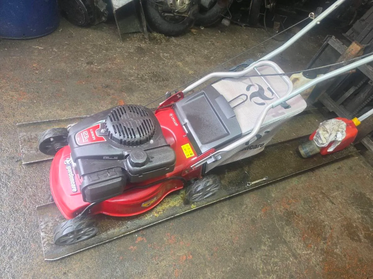 Lawnmower for sale - Image 1