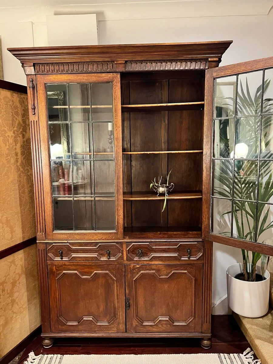 Antique oak cabinet - Image 2