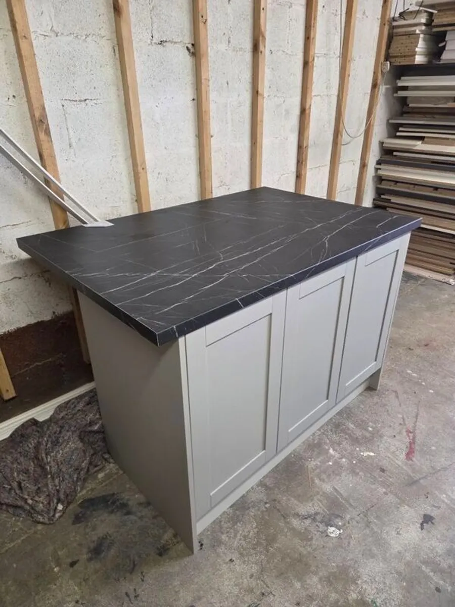 kitchen island - Image 4