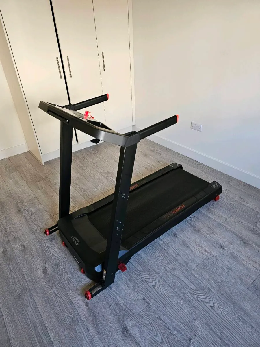 Domyos Run100e Treadmill - Image 1