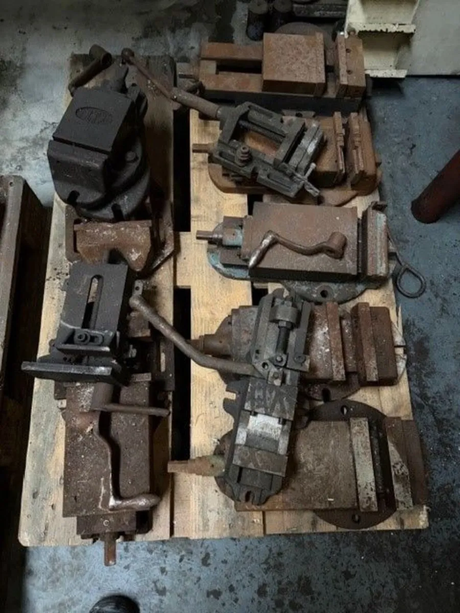 Engineering Equipment - Image 4