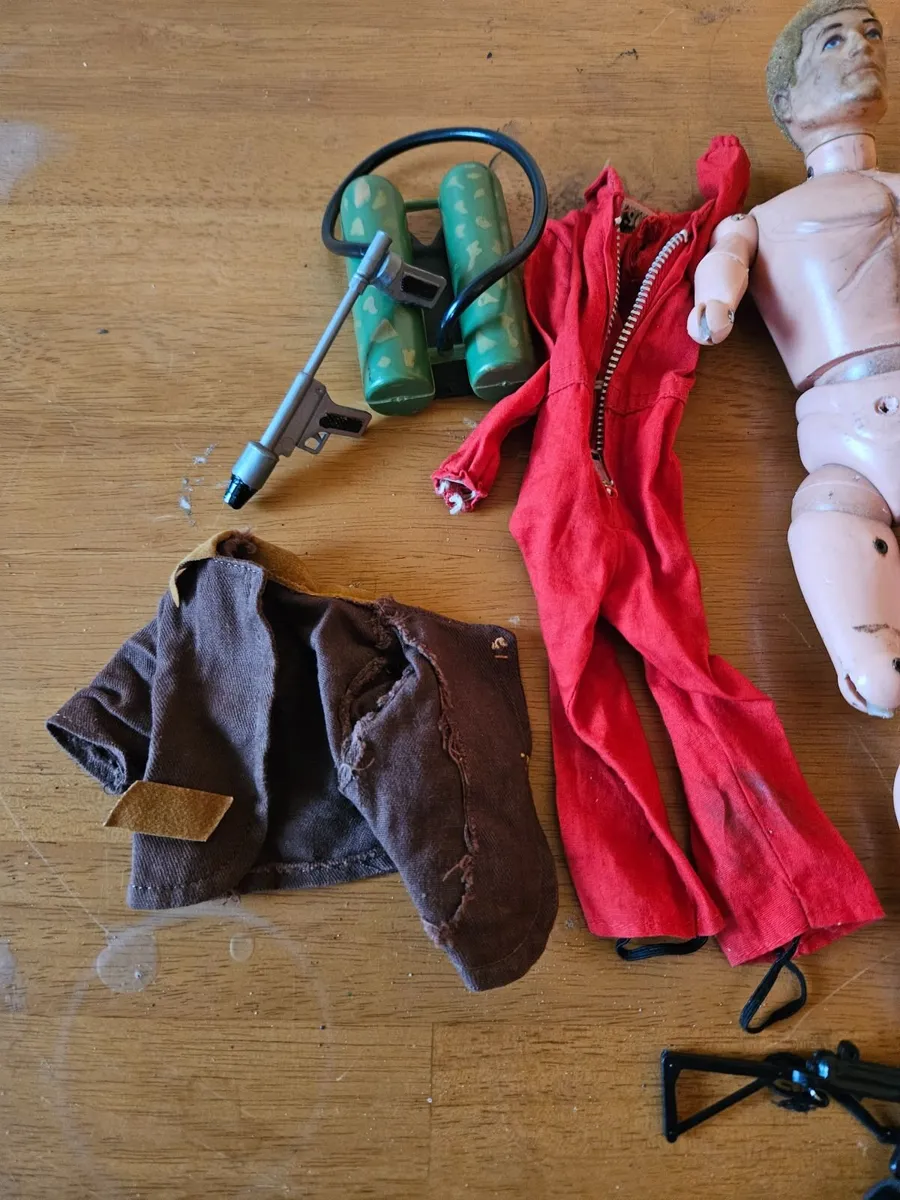 Vintage Action Man 1970's & Accessories - Image 3