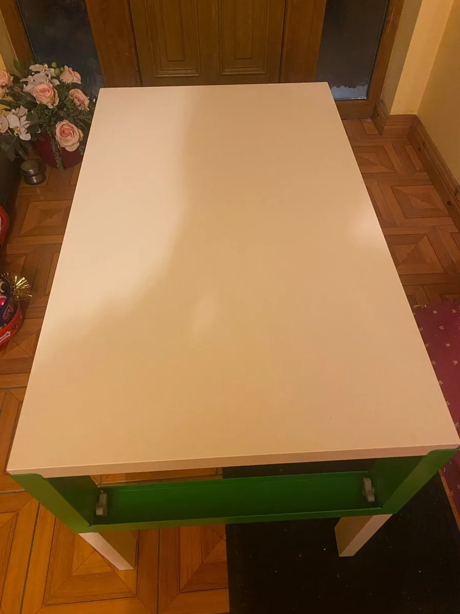 Coffee table + desk - Image 4